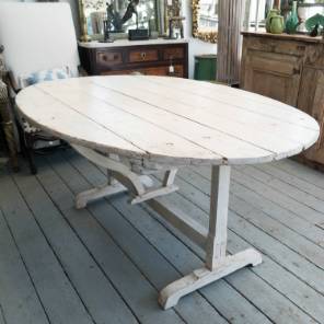 A French 19th Century Vigneron Table
